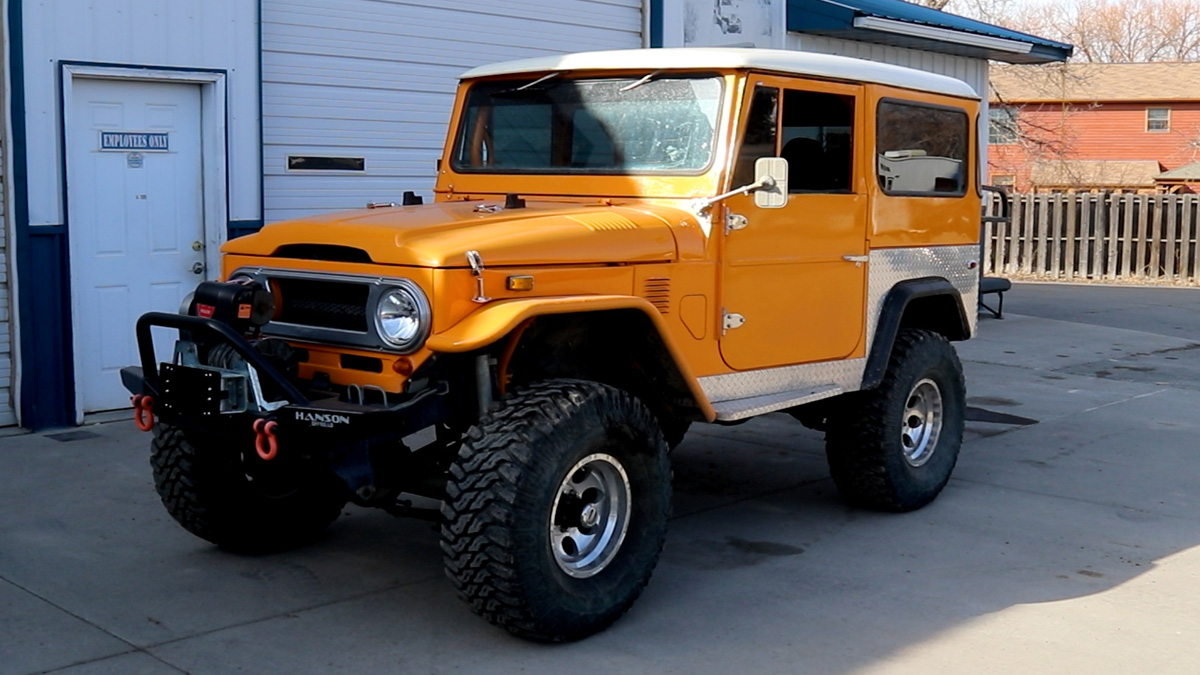 Toyota FJ40 Cruiser Accessories | Suspension,  Air Lockers, Air Compressor, Dual Battery